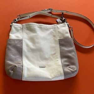Coach Cream and Tan Shoulder Bag